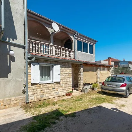 With A Parking Space Posedarje, Novigrad - 19357 Apartman *